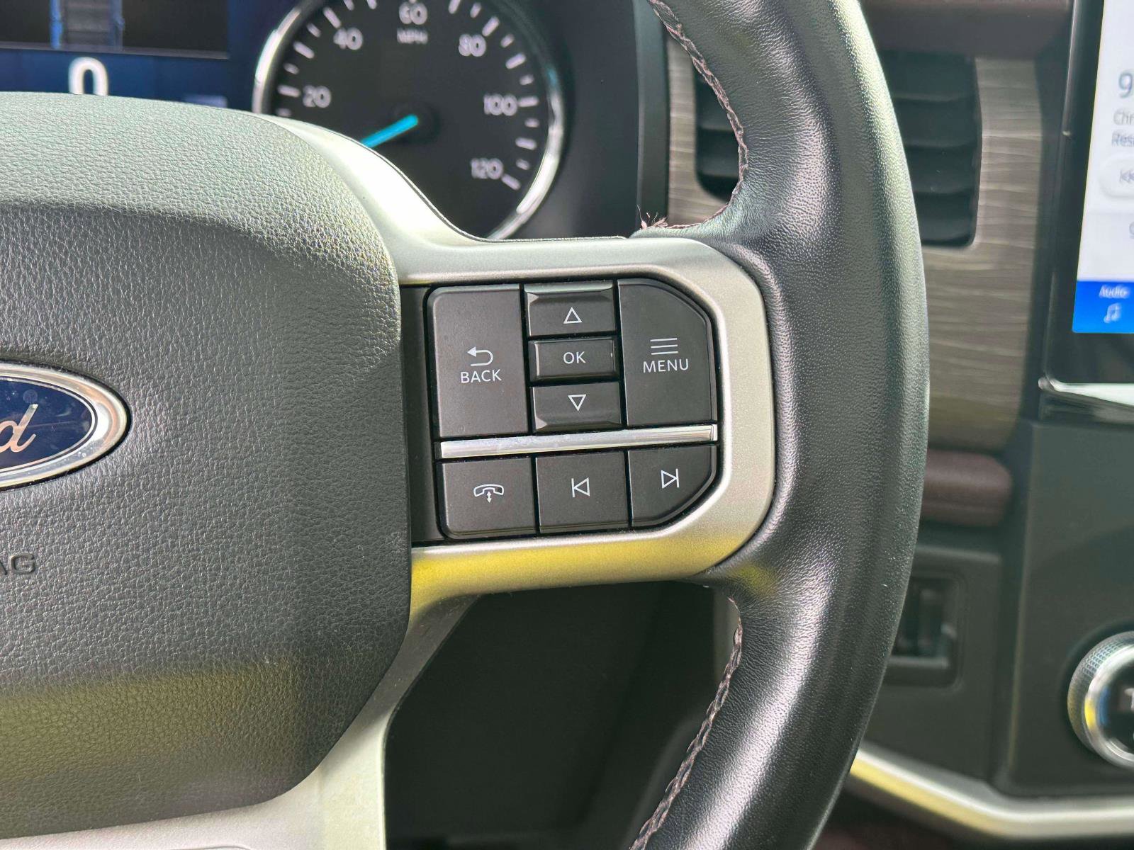 Used 2022 Ford Expedition Limited image 22