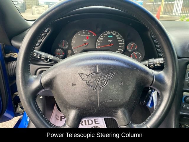 Used 2003 Chevrolet Corvette Coupe w/ Preferred Equipment Group RWD image 11