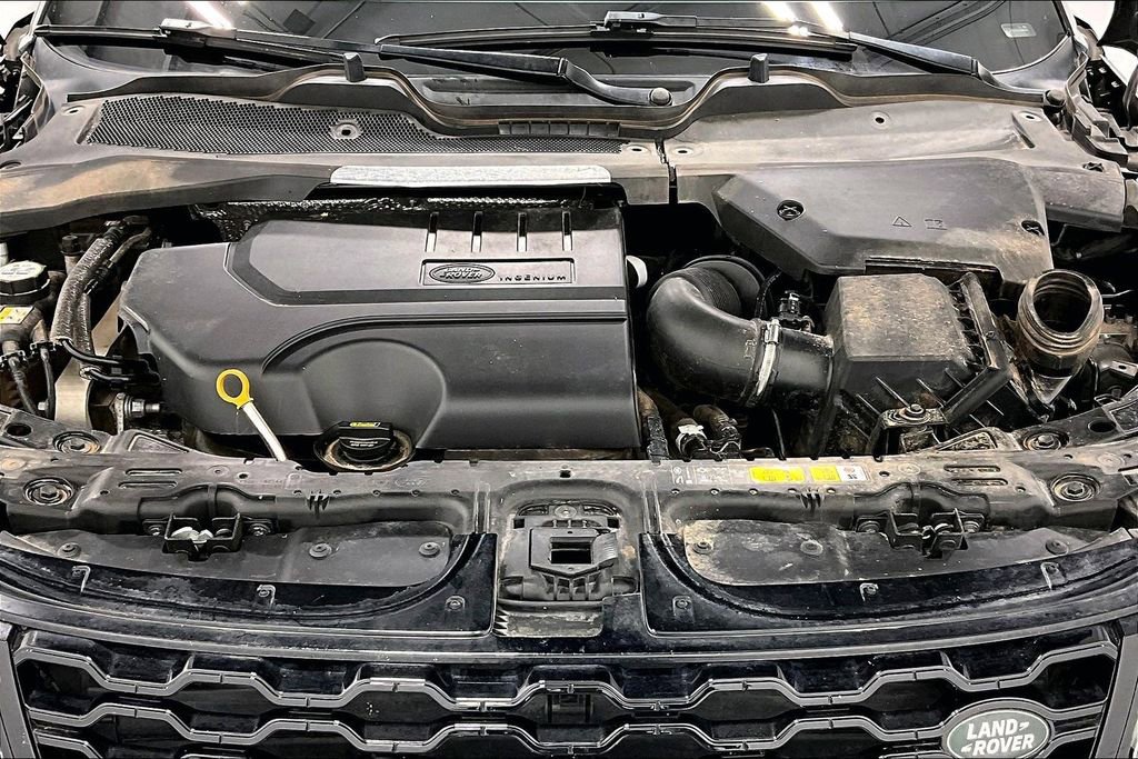 Used 2020 Land Rover Range Rover Evoque SE image 12