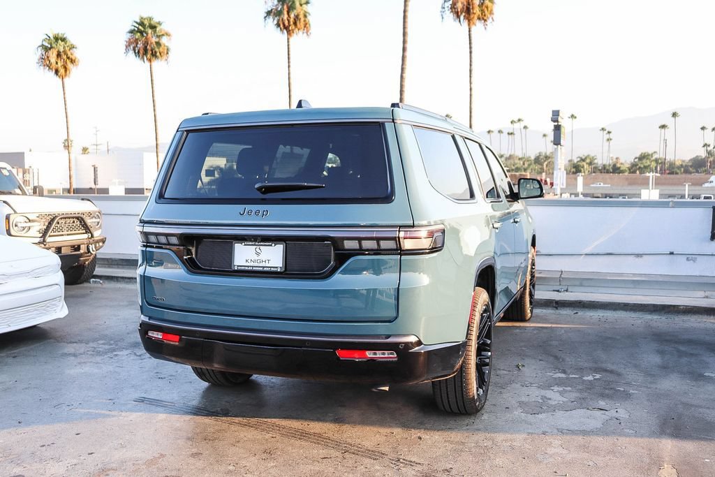 New 2026 Jeep Grand Wagoneer Limited AWD/4WD image 9