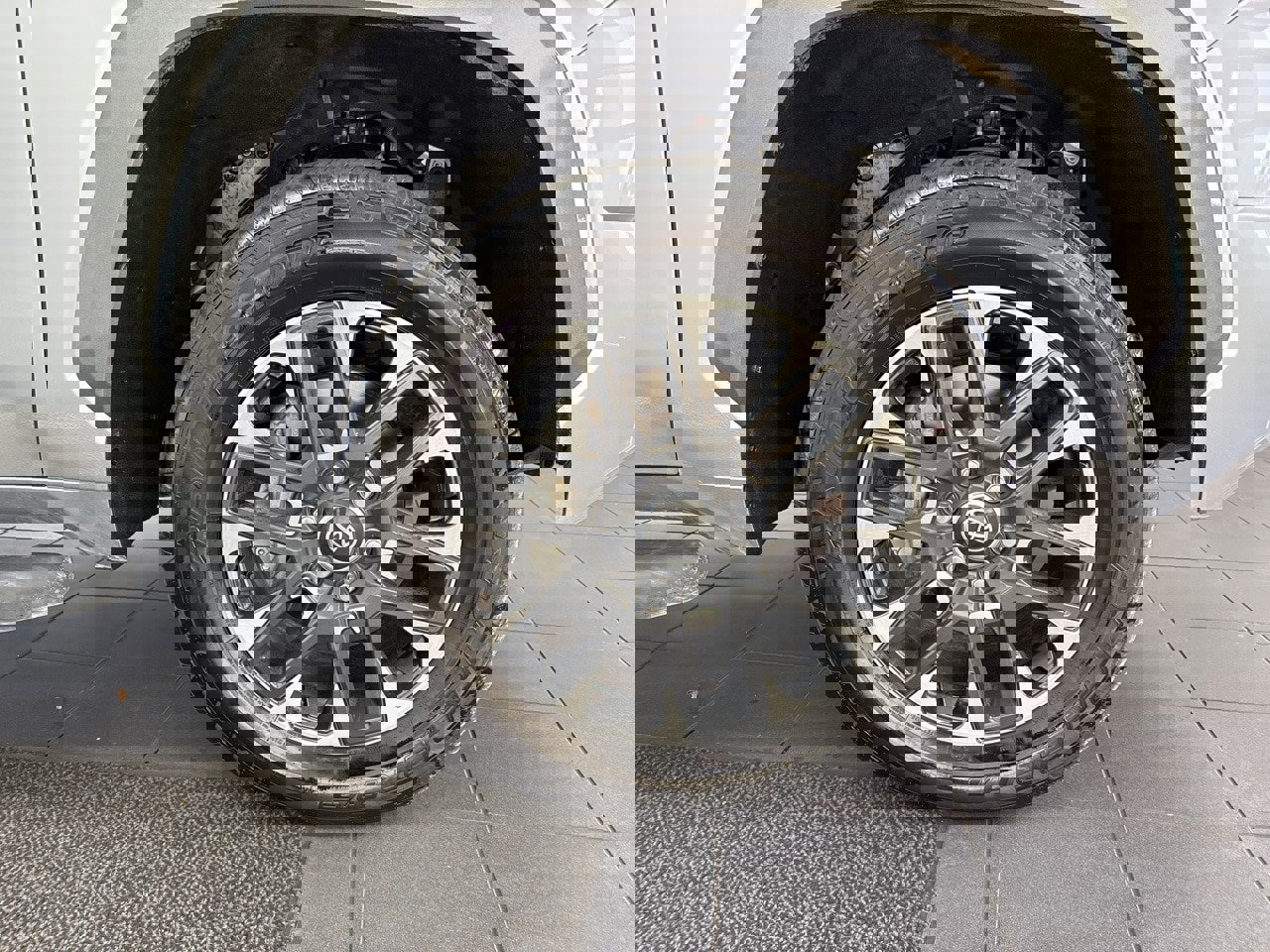 Used 2024 Toyota Tundra Limited image 58