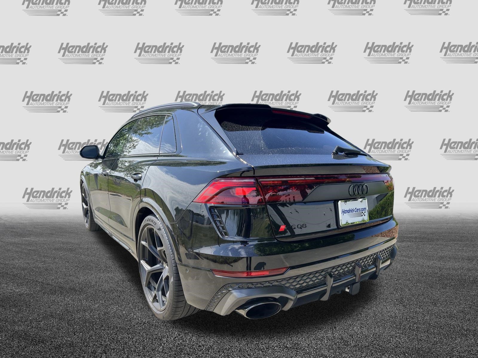 Used 2025 Audi RS Q8 performance AWD/4WD image 9