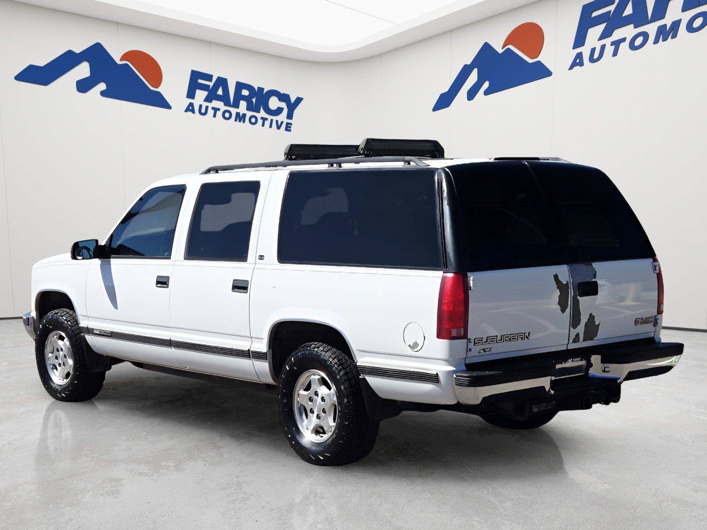 Used 1999 GMC Suburban 4WD w/ Marketing Opt Pkg 2 image 7