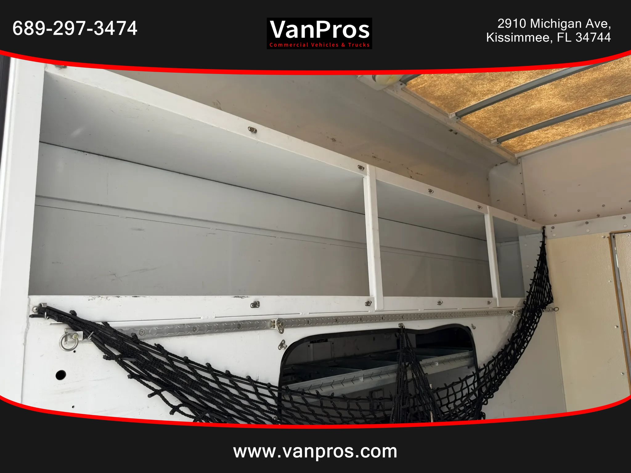 Used 2011 Chevrolet Express 3500 RWD image 10