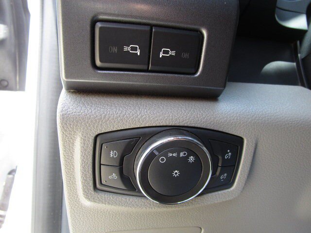 Used 2022 Ford F450 XLT w/ XLT Premium Package AWD/4WD image 16