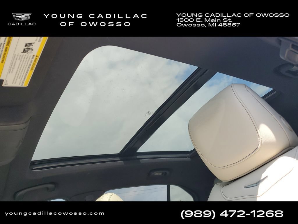 Certified 2019 Cadillac XT4 Sport w/ Cold Weather Package AWD/4WD image 9