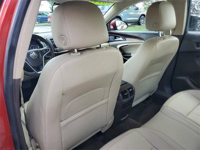 Used 2014 Buick Regal Turbo image 11