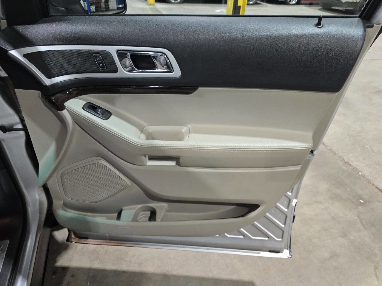 Used 2014 Ford Explorer Limited w/ Equipment Group 301A image 49