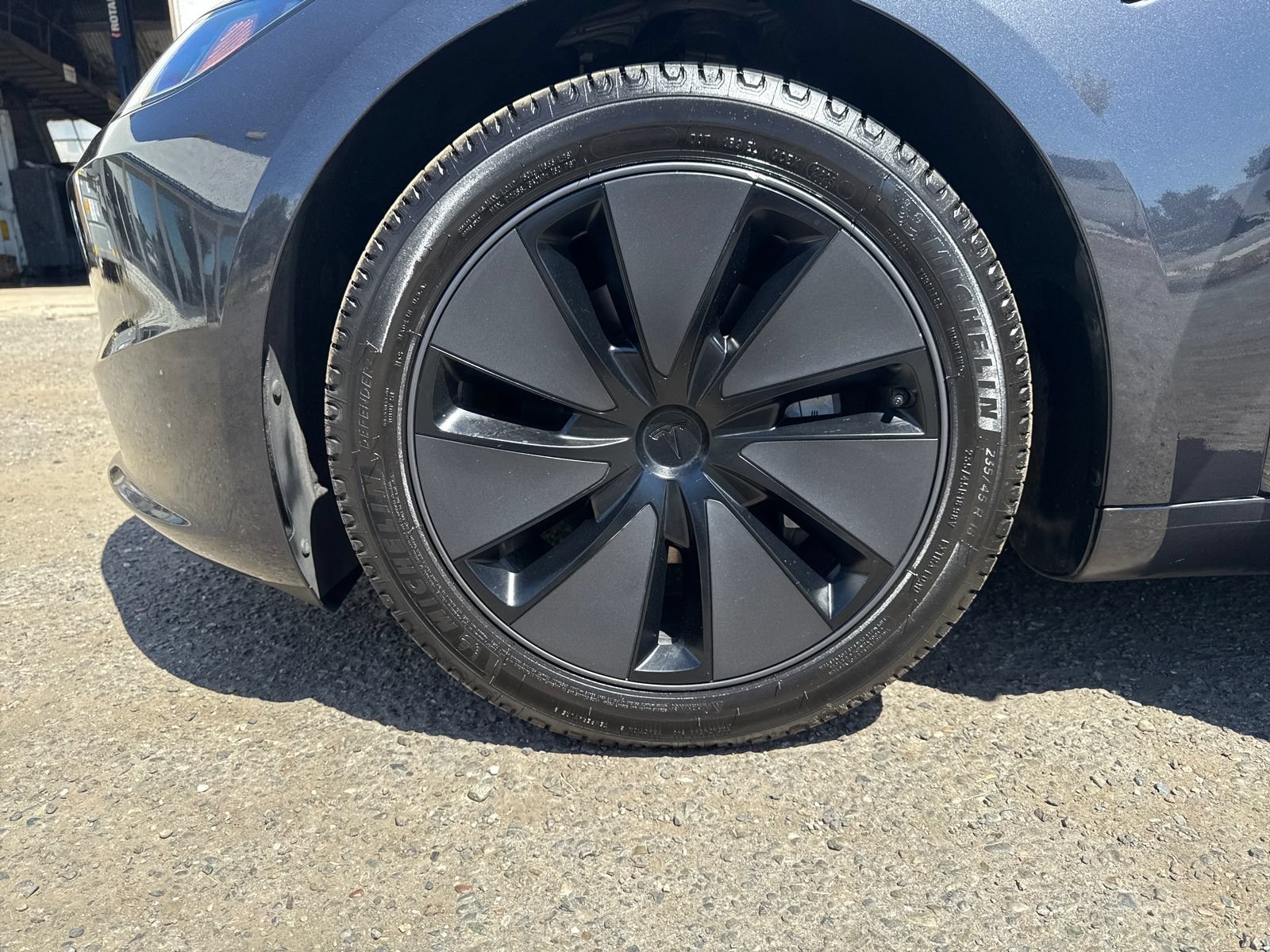 Used 2024 Tesla Model 3 Standard Range RWD image 27
