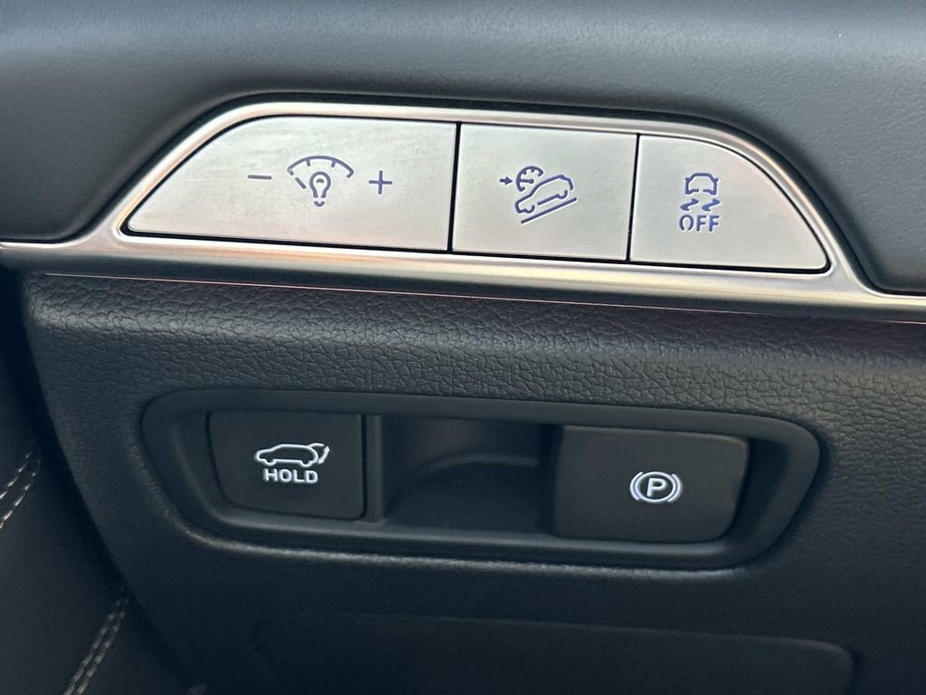 Used 2025 Genesis GV80 2.5T Standard image 15