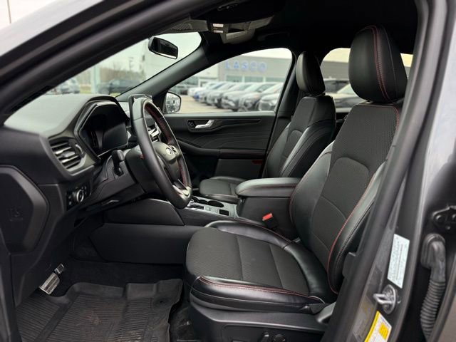Certified 2024 Ford Escape ST-Line Select w/ Tech Pack #1 image 12