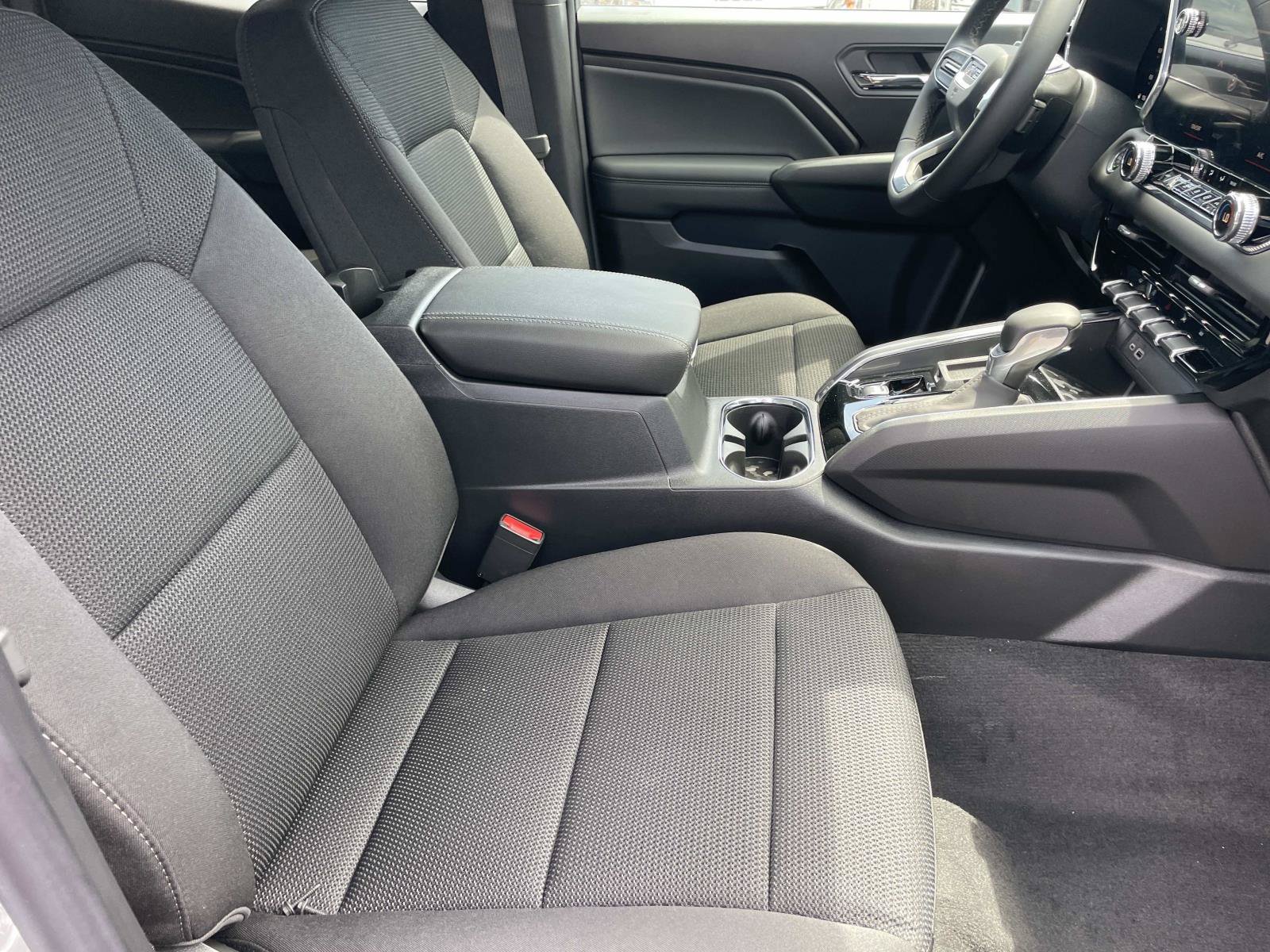 New 2026 GMC Canyon Elevation w/ Convenience Package RWD image 27