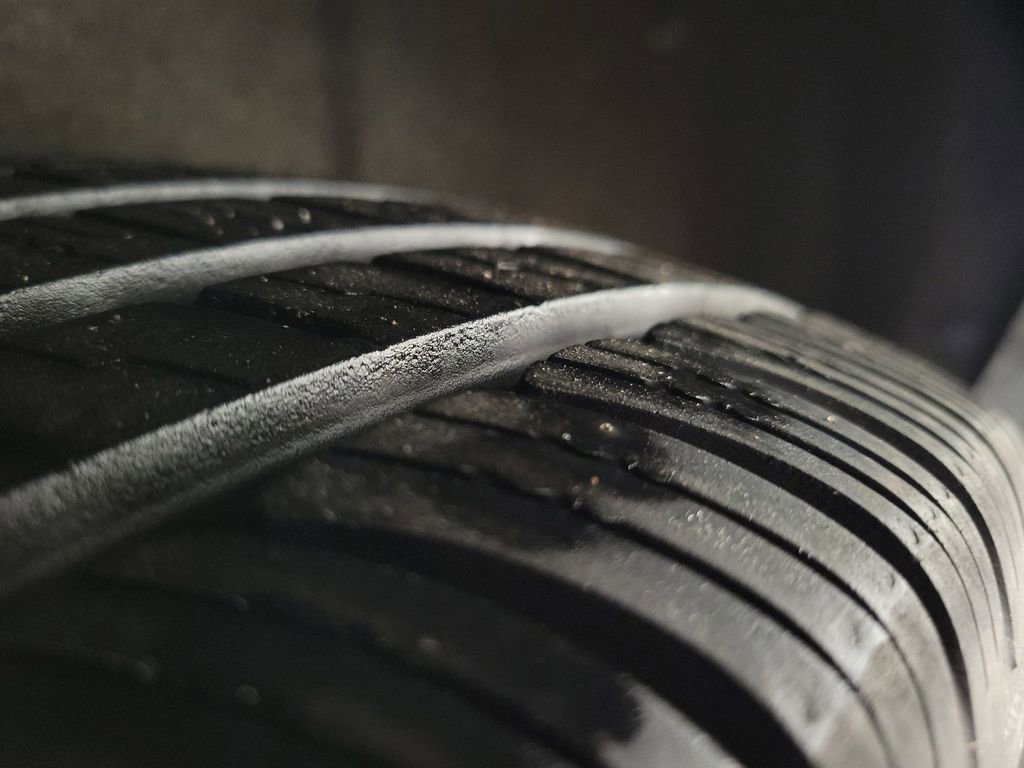 Used 2020 Nissan Rogue SV image 12