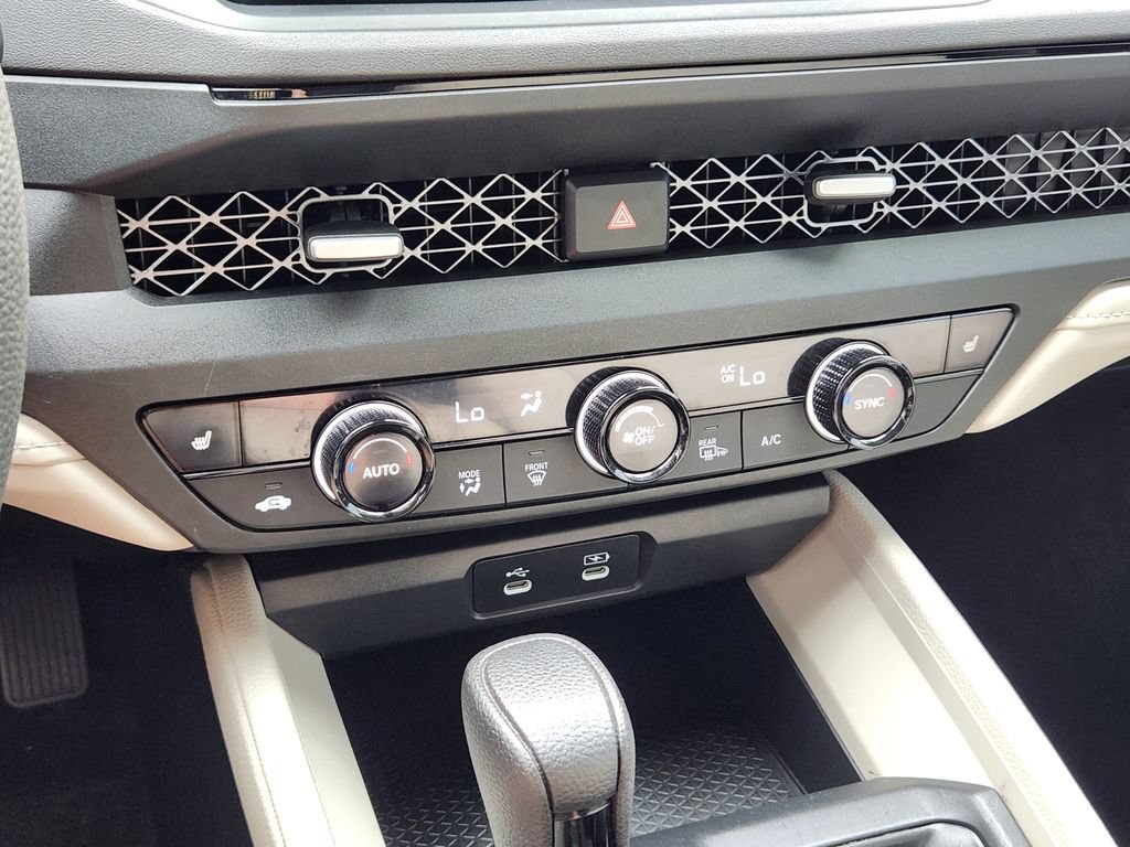 Used 2023 Honda Accord EX image 21
