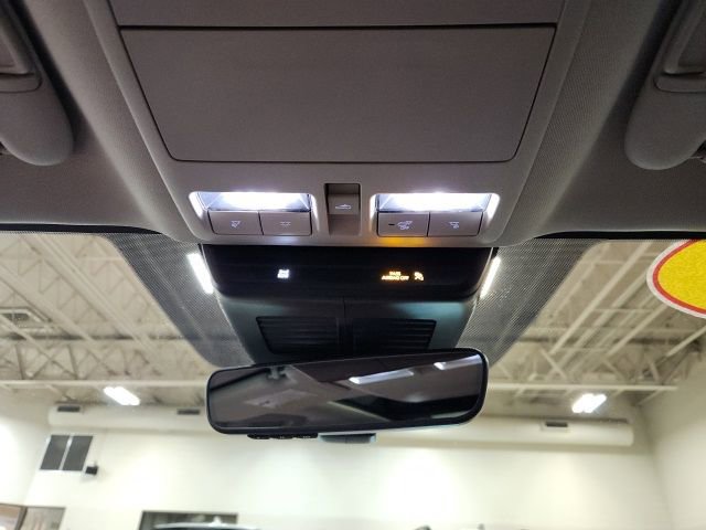 Certified 2025 MAZDA CX-50 AWD 2.5 Turbo w/ Weather Package image 18