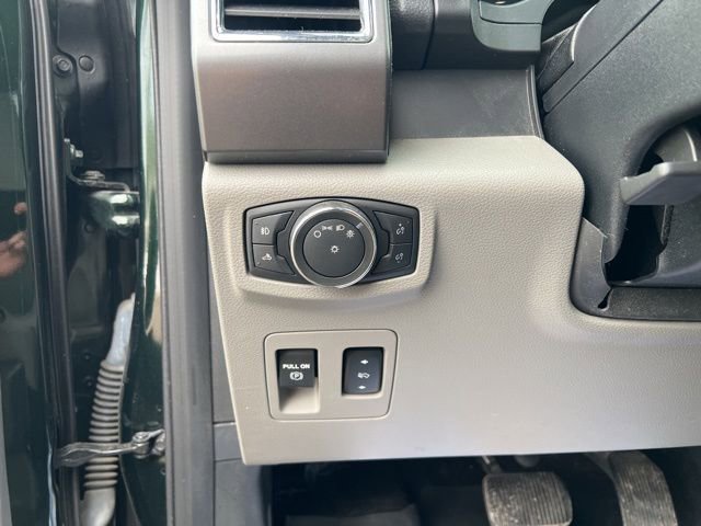 Used 2016 Ford F150 XLT w/ Equipment Group 302A Luxury image 22