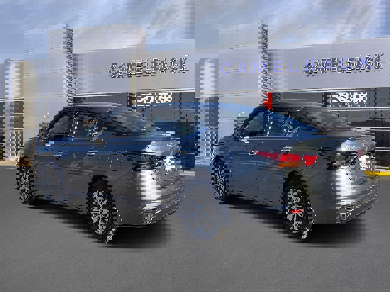 Used 2023 Nissan Altima 2.5 S image 3