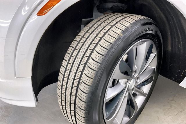 Used 2020 Buick Encore GX Essence w/ Advanced Technology Package AWD/4WD image 33