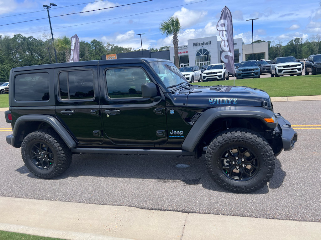 Certified 2025 Jeep Wrangler Unlimited Sport S 4xe AWD/4WD image 3