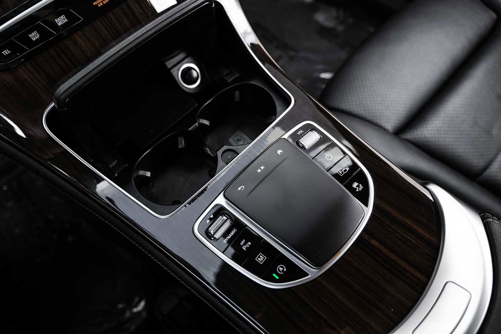 Used 2021 Mercedes-Benz GLC 300 image 26