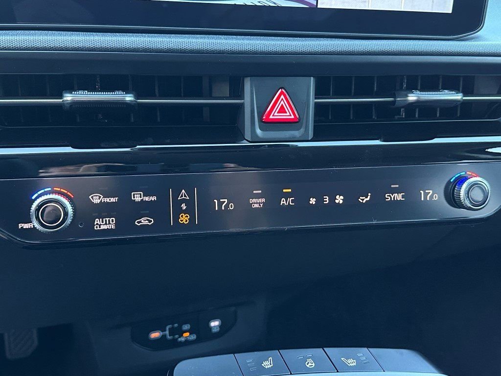 New 2025 Kia EV6 Light w/ Light LR Technology Package image 21