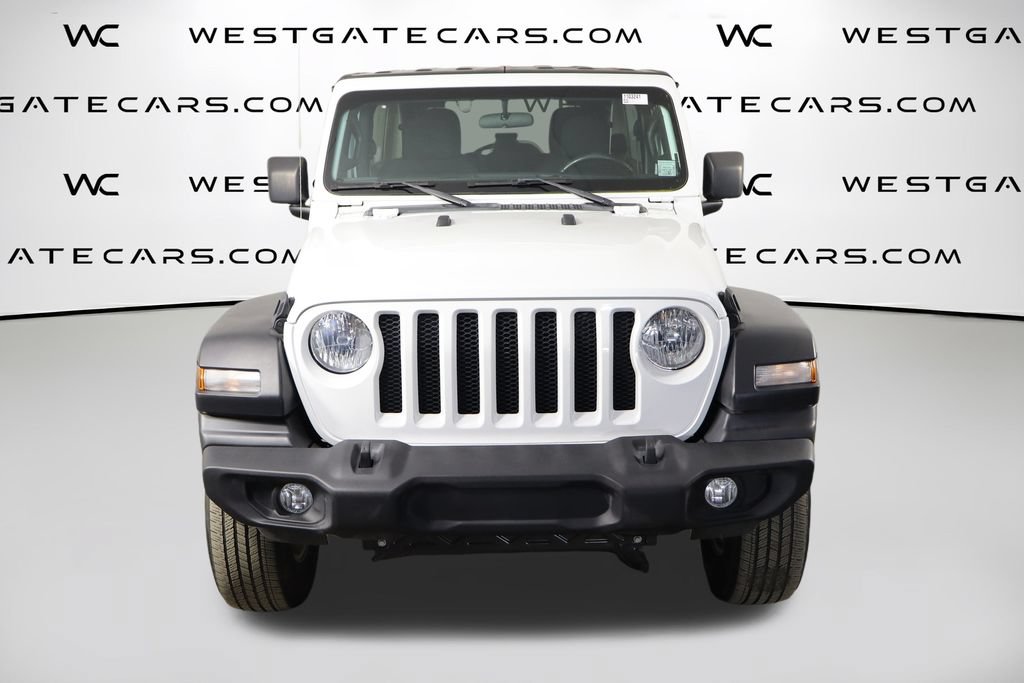 Used 2022 Jeep Wrangler Unlimited Sport AWD/4WD image 2