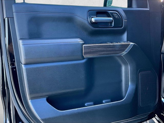 Used 2021 Chevrolet Silverado 1500 LT AWD/4WD image 18