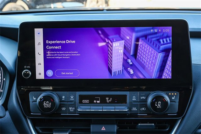 Used 2025 Toyota Grand Highlander AWD image 15