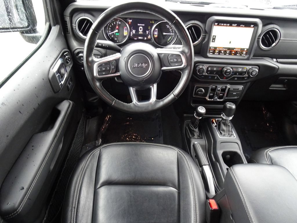 Used 2022 Jeep Wrangler Unlimited Sahara w/ Cold Weather Group AWD/4WD image 12