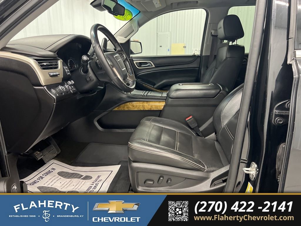 Used 2017 GMC Yukon Denali w/ Open Road Package image 9