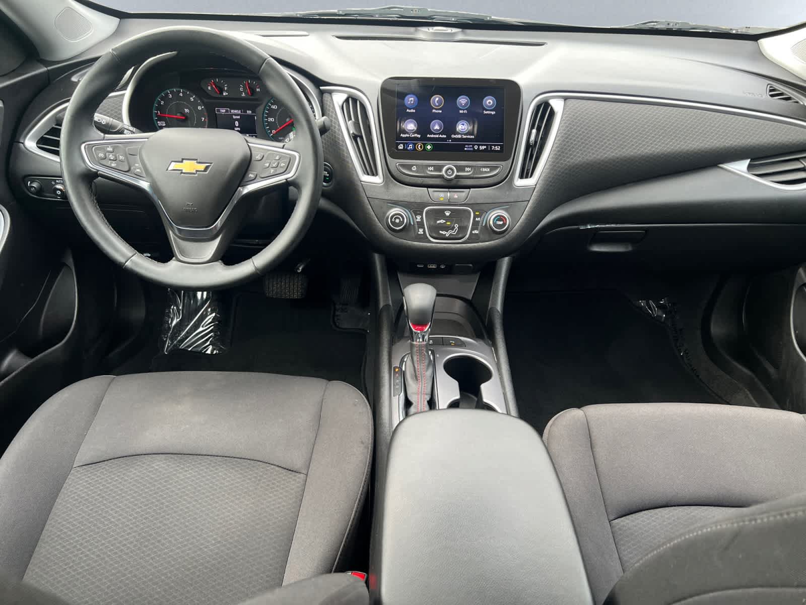 Used 2024 Chevrolet Malibu RS FWD image 10