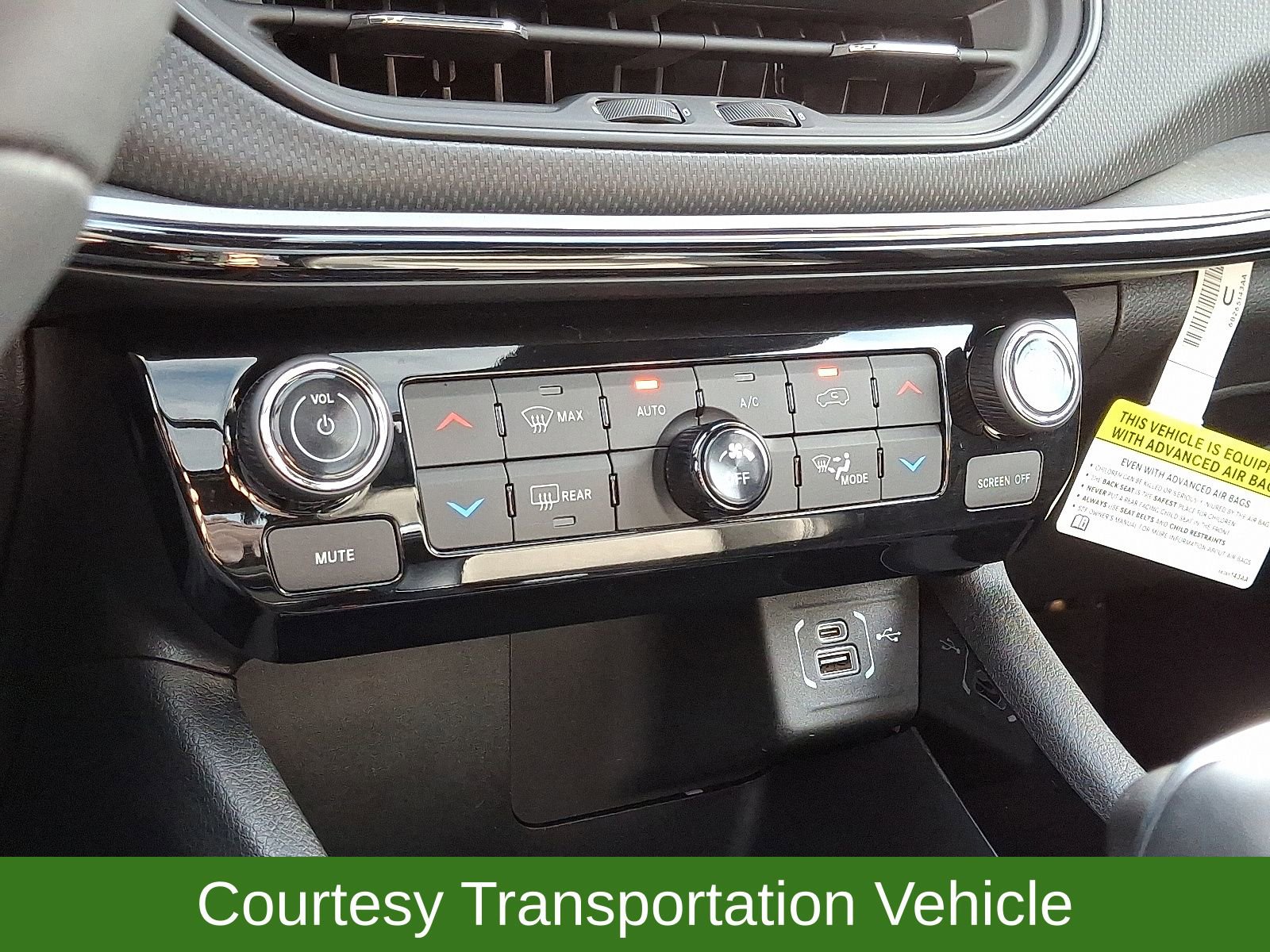 New 2025 Jeep Compass Limited w/ High Altitude Package image 18