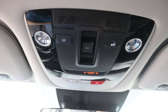 Used 2022 Kia Sorento SX FWD image 12