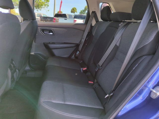 Used 2023 Nissan Rogue SV AWD/4WD image 15