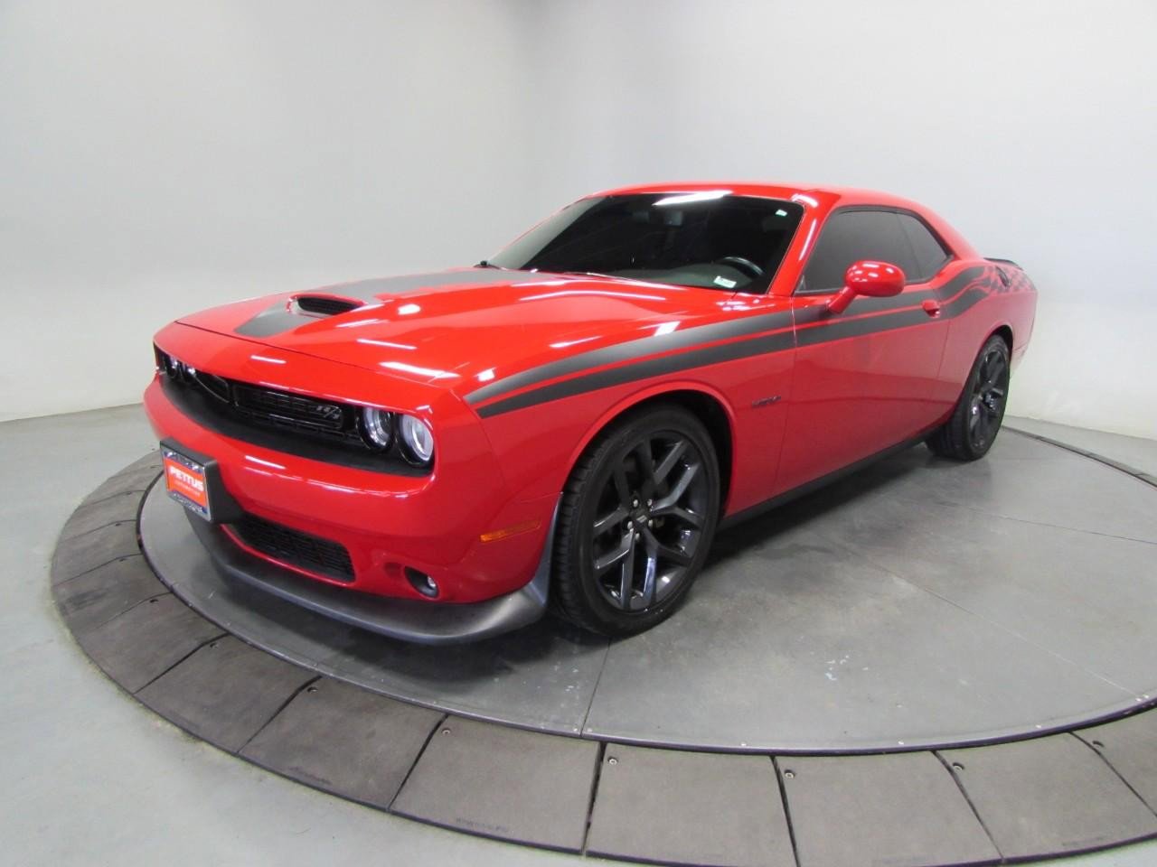 Used 2022 Dodge Challenger R/T w/ Blacktop Package image 3