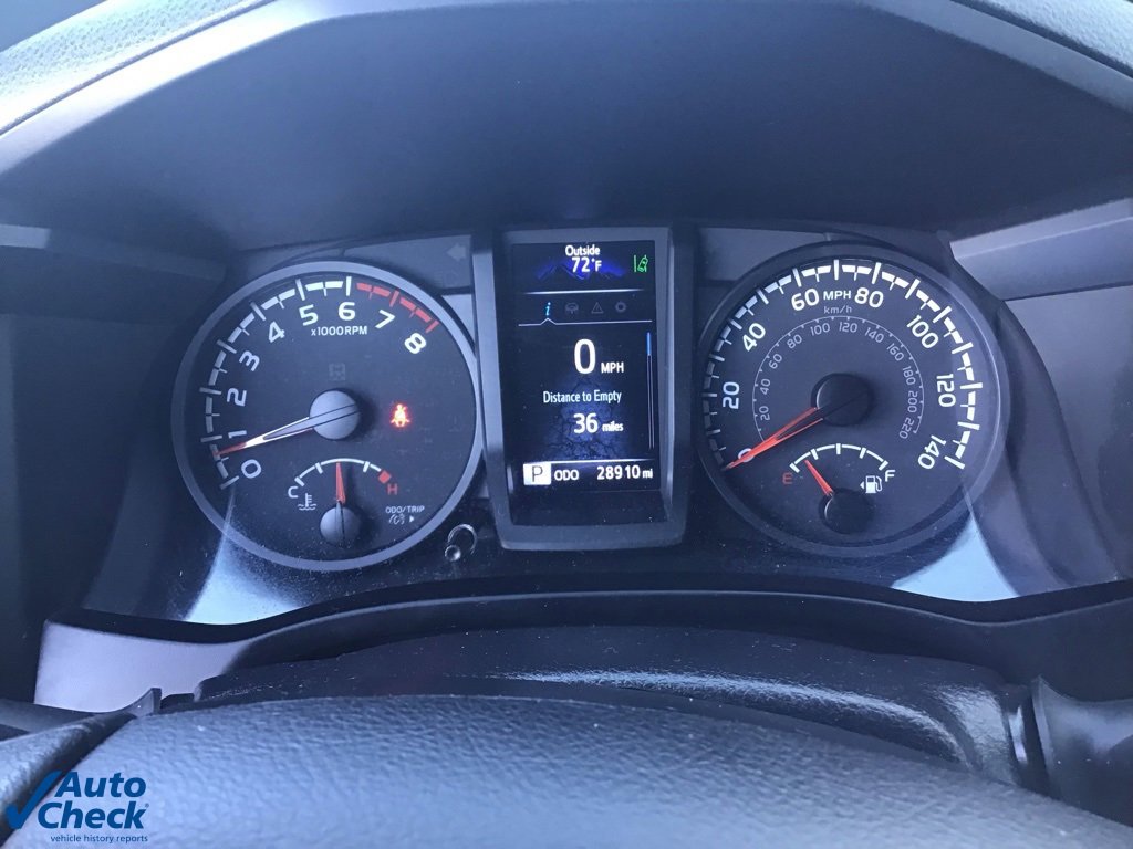 Used 2022 Toyota Tacoma SR image 33