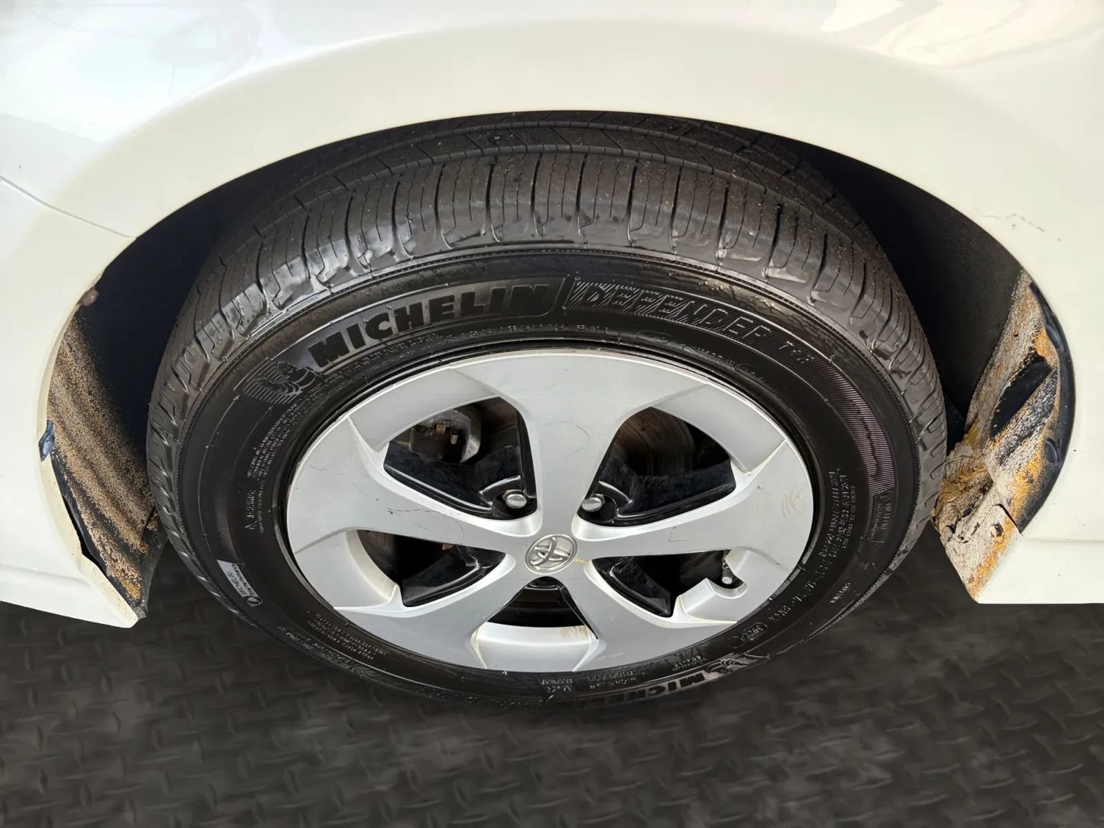 Used 2013 Toyota Prius Two FWD image 31