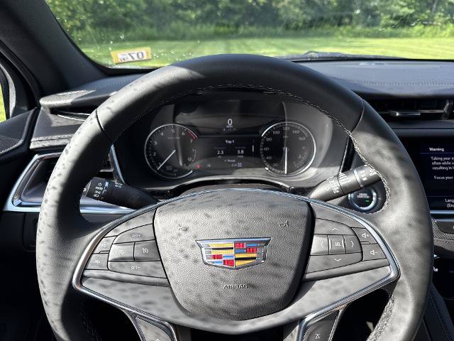 New 2026 Cadillac XT5 Luxury AWD/4WD image 17