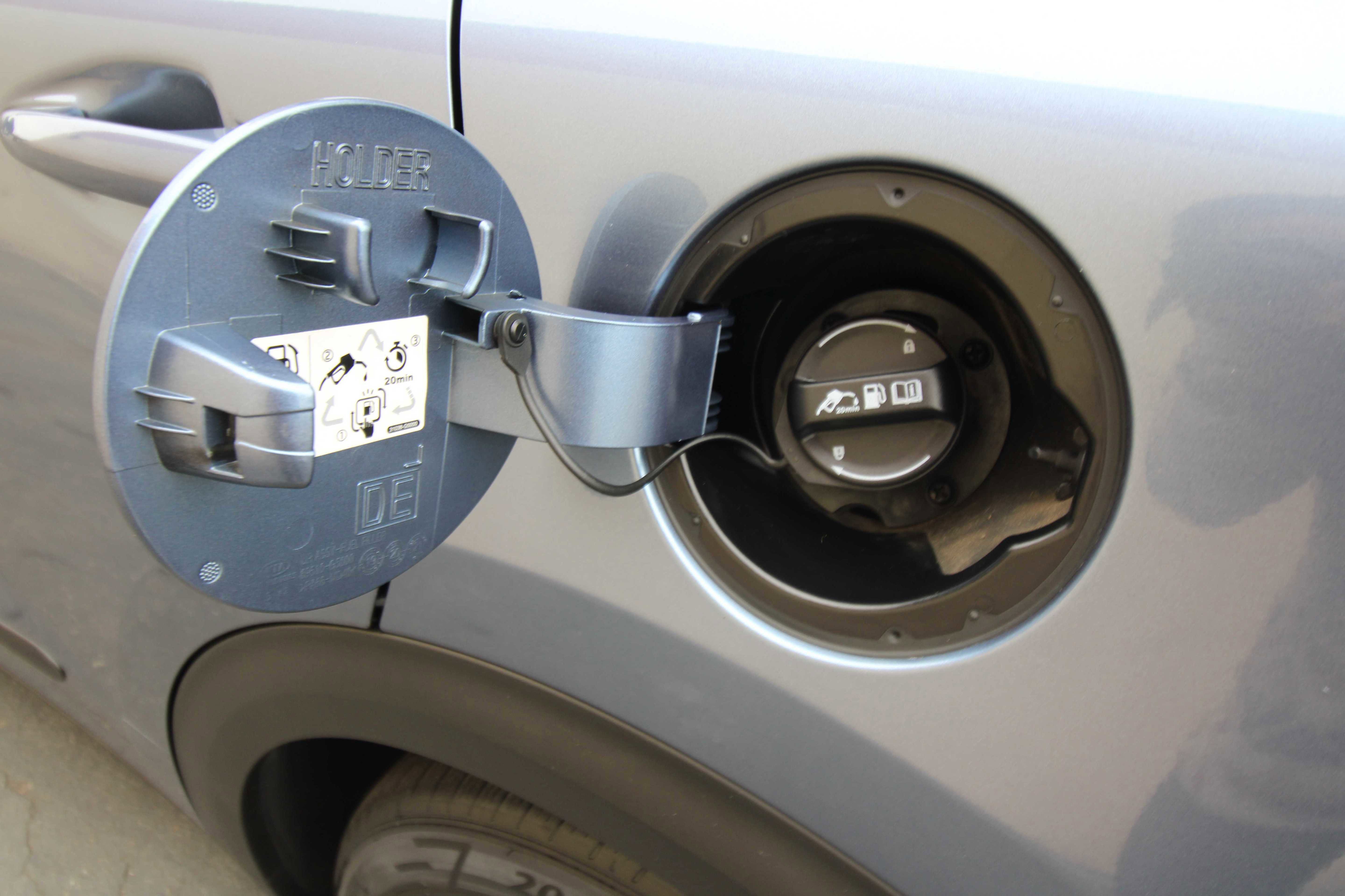 Used 2022 Kia Niro EX Premium image 30