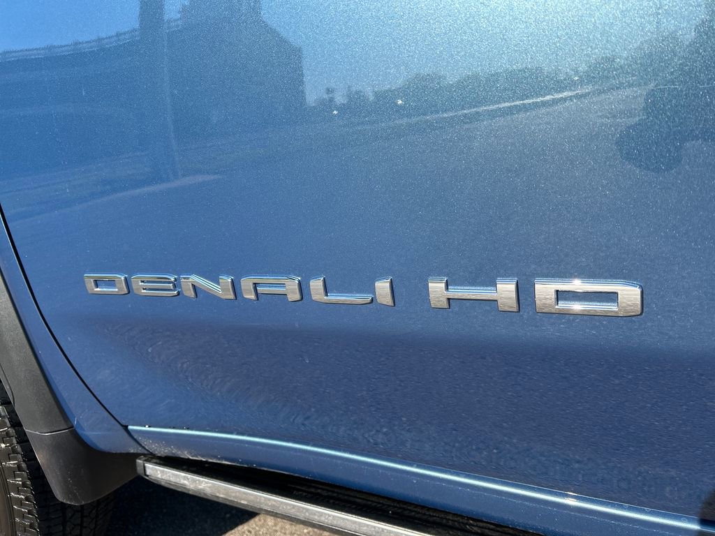 New 2026 GMC Sierra 3500 Denali w/ Denali Reserve Package AWD/4WD image 10