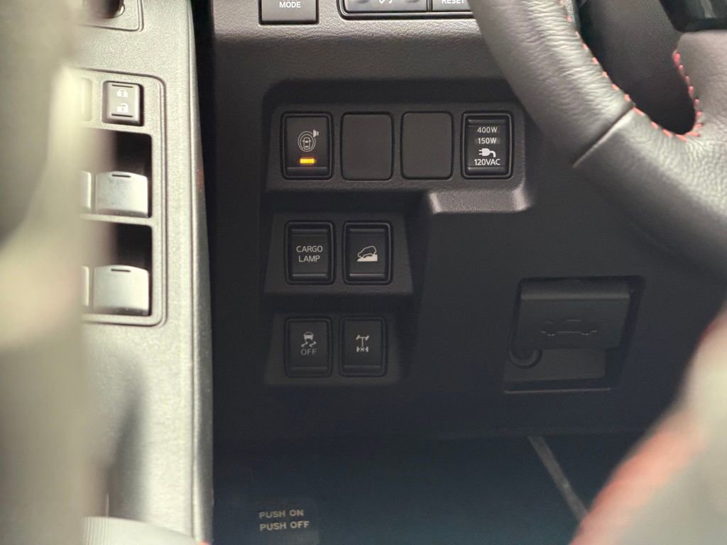 Used 2023 Nissan Frontier PRO-4X w/ Pro-4X Premium Package image 32