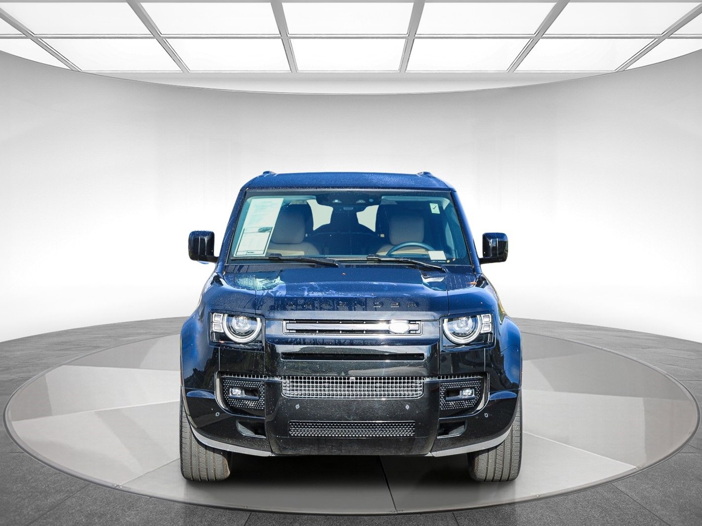 Used 2025 Land Rover Defender 130 X-Dynamic SE image 6