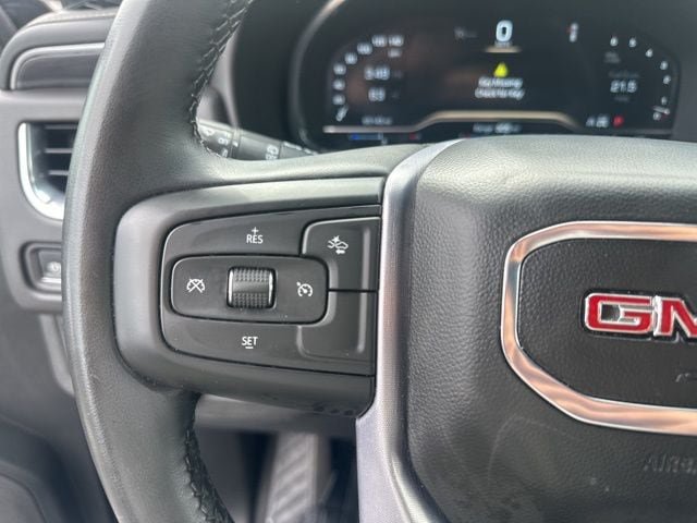 Used 2024 GMC Yukon SLT AWD/4WD image 16