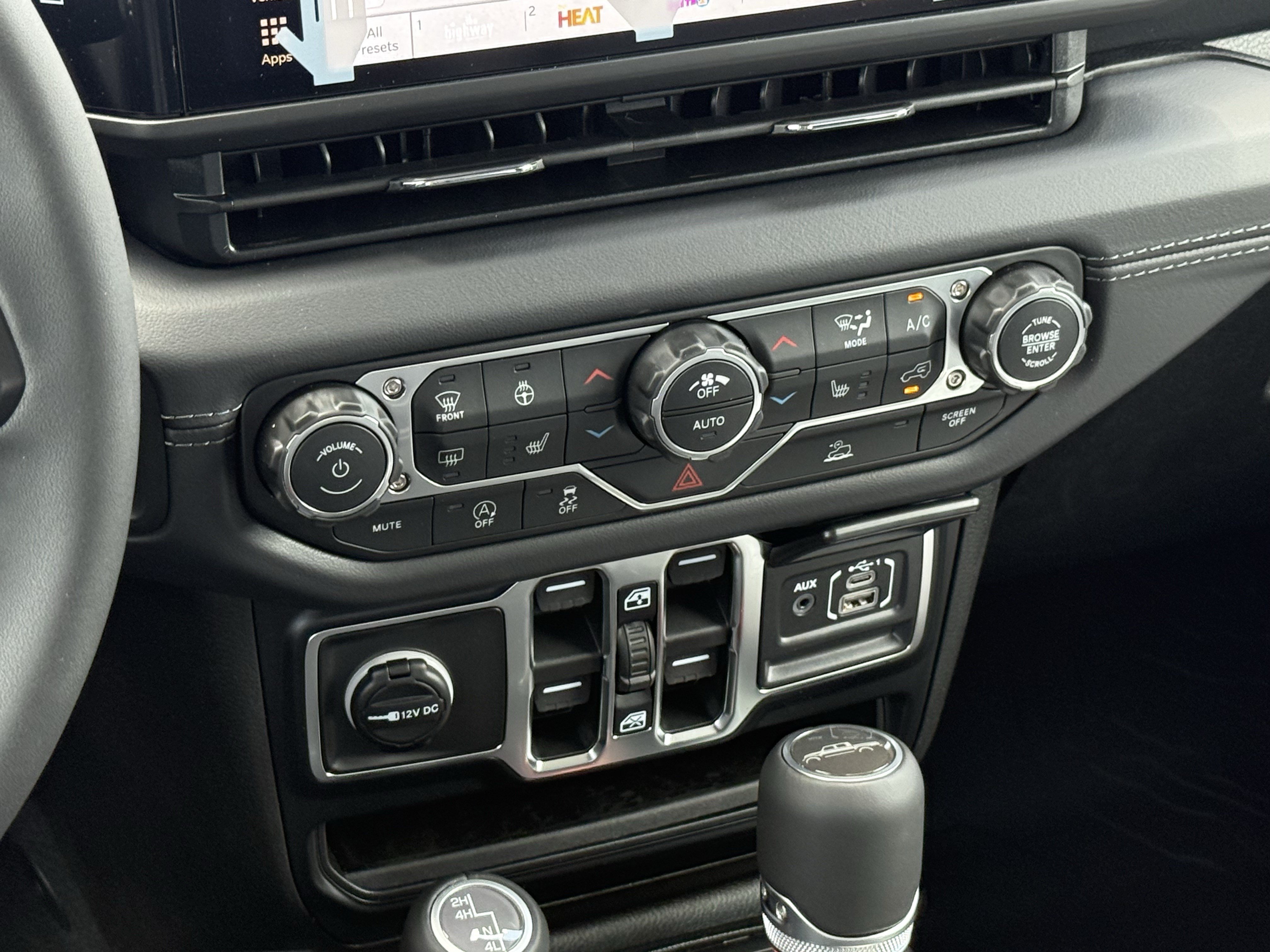 New 2026 Jeep Gladiator Sport AWD/4WD image 14