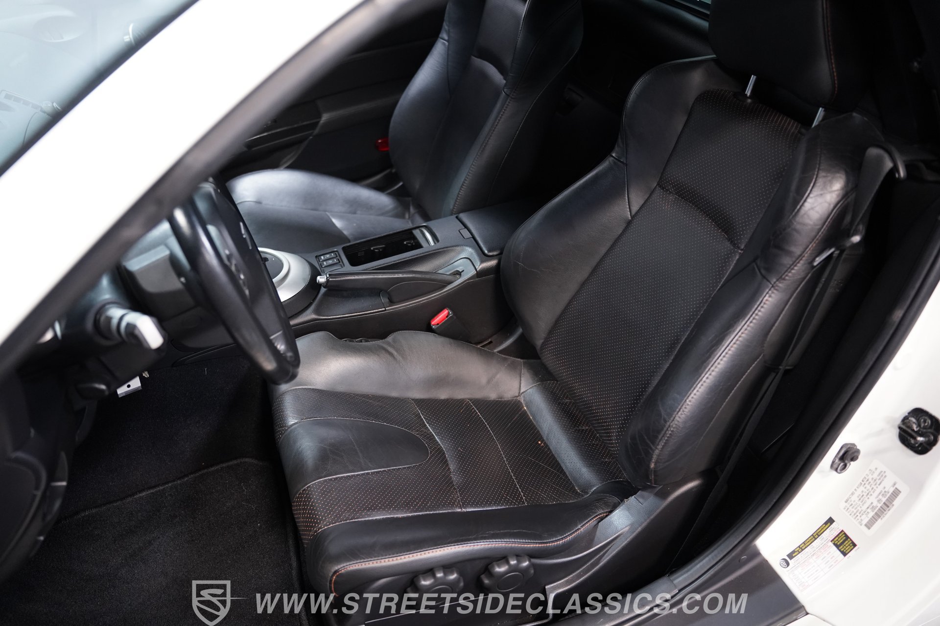Used 2007 Nissan 350Z Touring RWD image 33