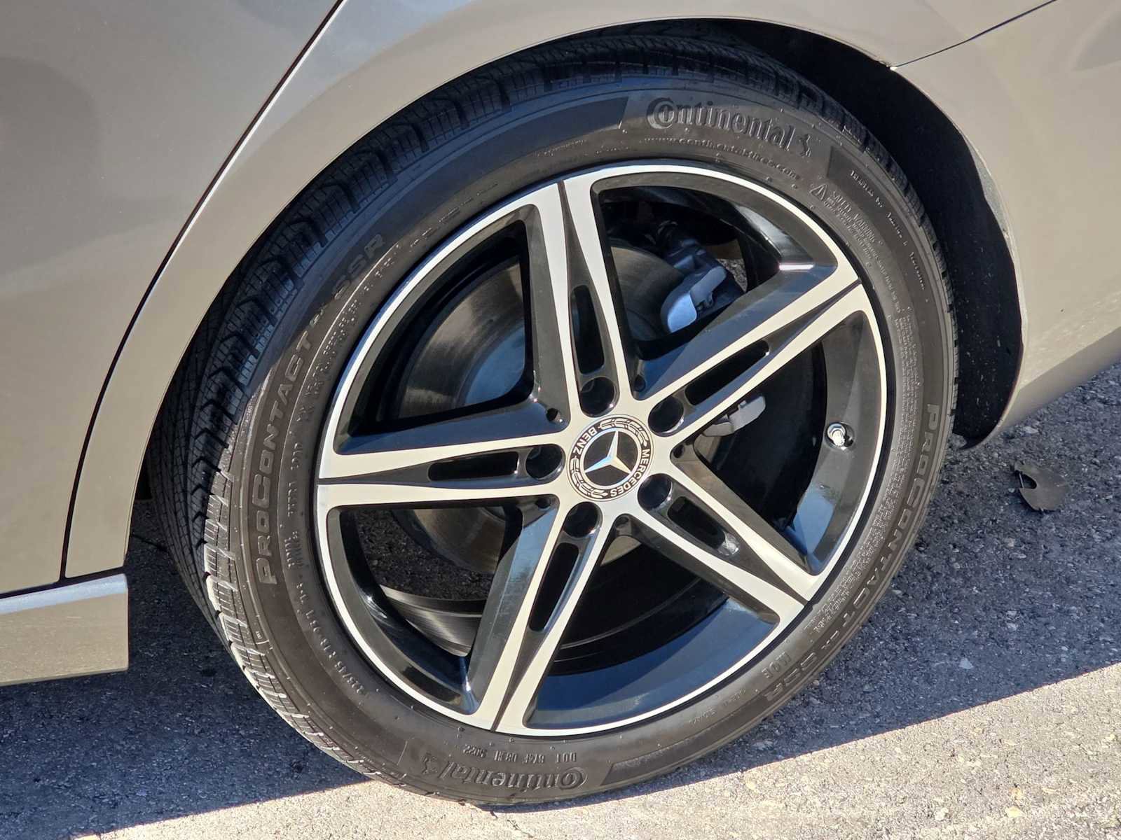 Used 2021 Mercedes-Benz A 220 image 12