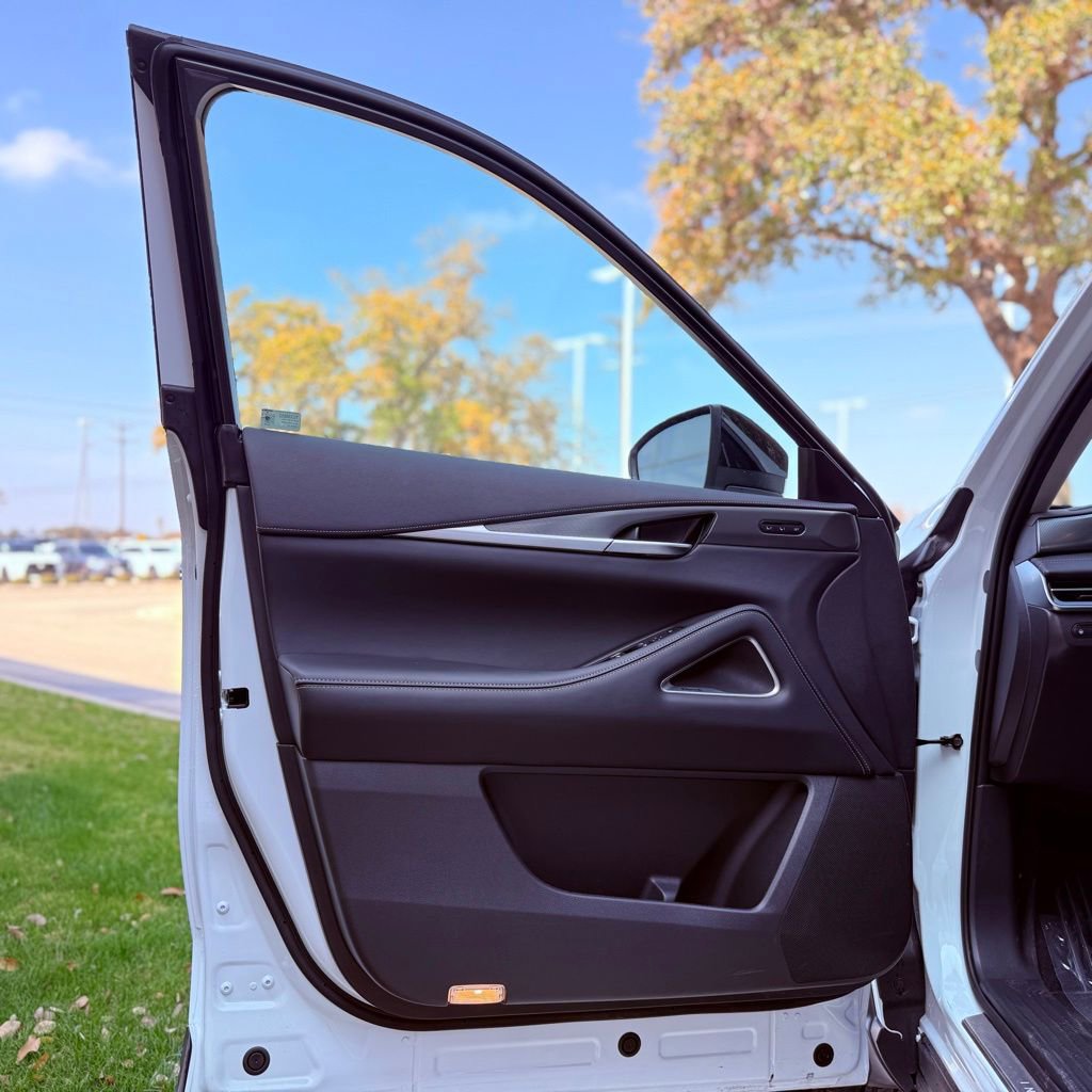 Certified 2026 INFINITI QX60 Luxe w/ Family Package image 22