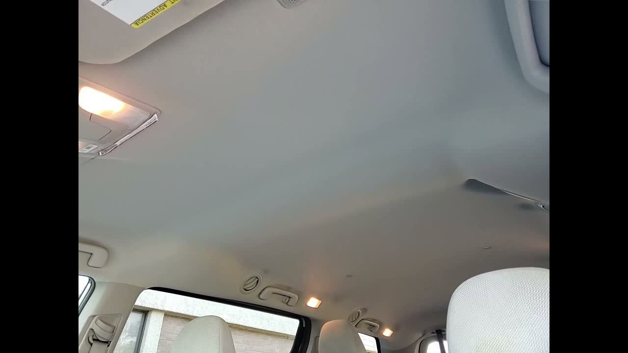 Used 2020 Toyota Sienna L image 29
