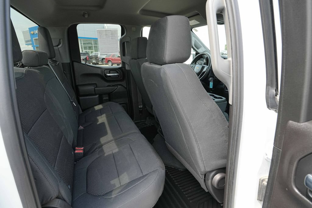 Used 2020 Chevrolet Silverado 1500 Custom w/ Trailering Package AWD/4WD image 23
