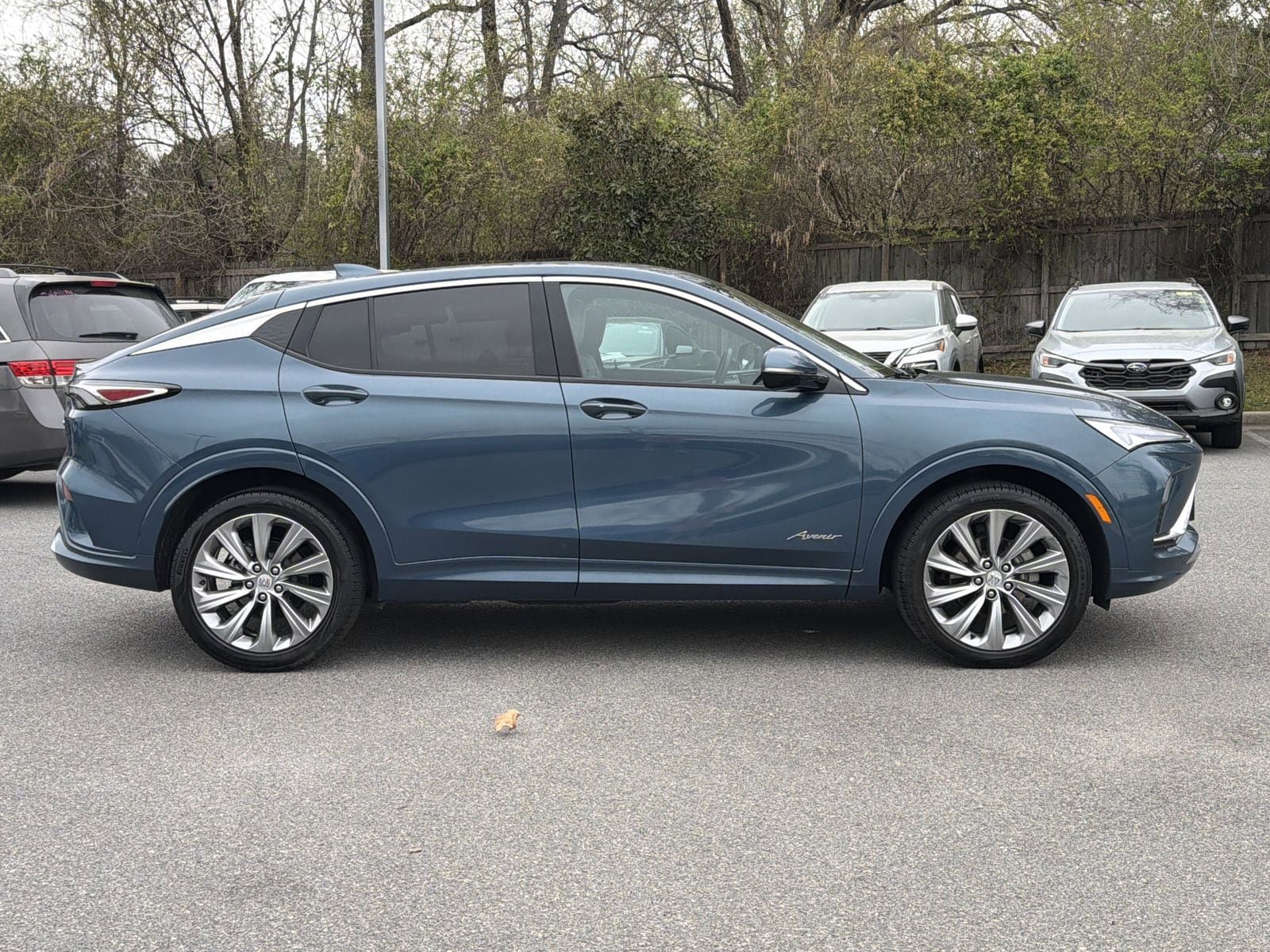 Used 2024 Buick Envista Avenir FWD image 2